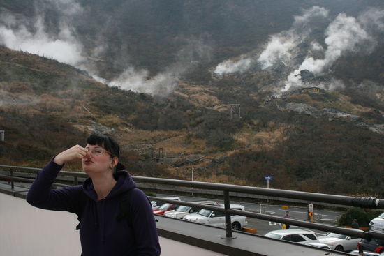 puh die Schwefeldämpfe riechen gar nicht so gut.