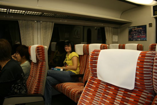 Im Zug nach Takayama. Hier werden übrigens die Sitze immer in Fahrtrichtung gedreht.