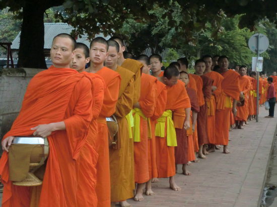 Die frühmorgentlichen Mönche....