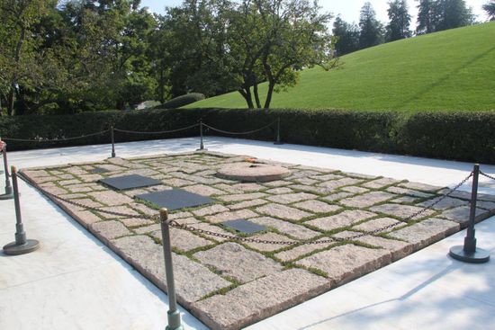 Grabstätte der Kennedy's inkl. Jackie....