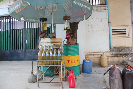 Lokale Tankstelle...