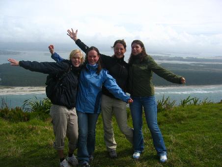 Maedelsausflug zum Mount Manganui
(v.l.: Hanna-Marie, Maria, Antje, Ulli)