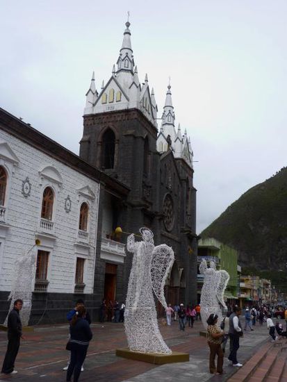 Santuario de Nuestra Senora de Agua Santa oder auch dominikalische Basilica genannt.