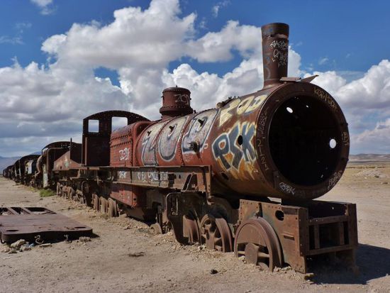 Hier finden wir unsere Ruhe  ...Cementerio de trenes