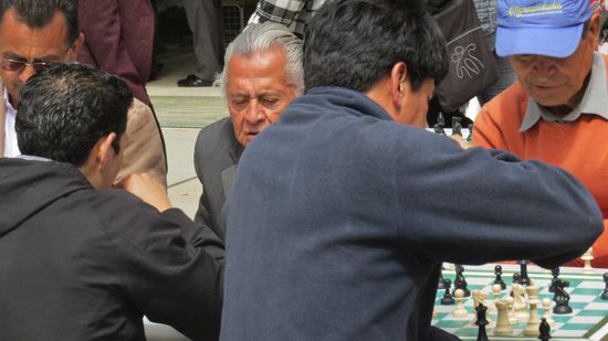 Eine Runde Schach in der Fußgängerzone