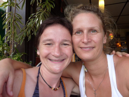 Katrin und Ich ... Die liebe Katrin hat uebringes meine dauerhaften Kopfschmerzen weggezauber ... dank Akkupunktur!!!!