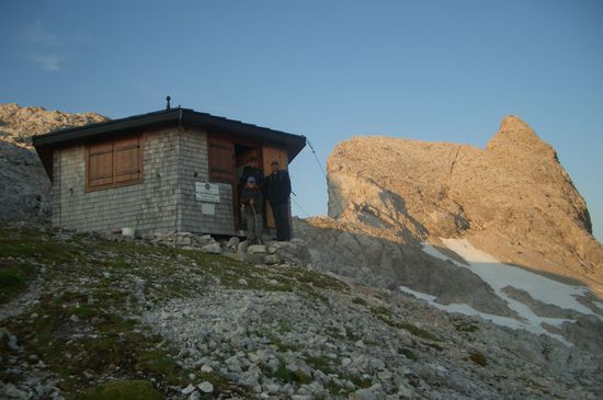 Abschied von der Biwakschachtel und dem Wildalmkirchl.