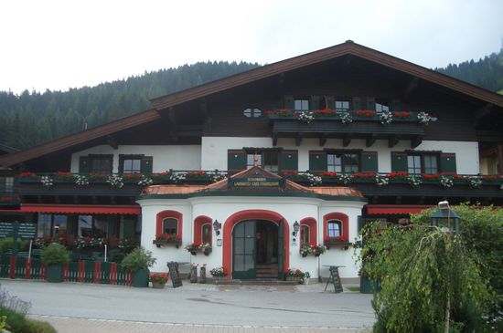 Die Hotelansicht von außen.