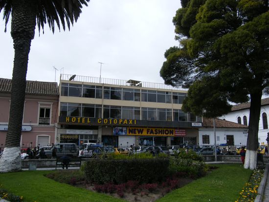 hier unser Hotel in Latacunga ...