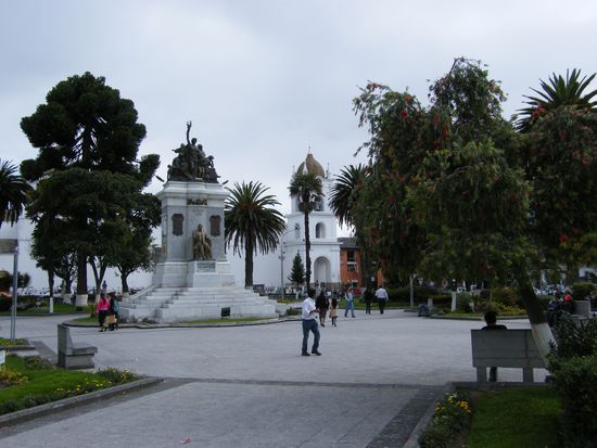 der Park gegenueber vom Hotel ...