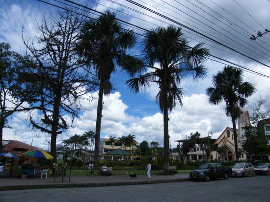 der zentrale Platz ....