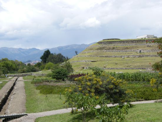 Inka Ruinen in Cuenca. Allerdings am Sonntag geschlossen ....