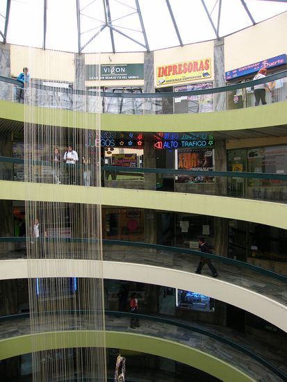 noch ein letztes Bild aus dem Shoppingcenter und von uns aus Quito ....