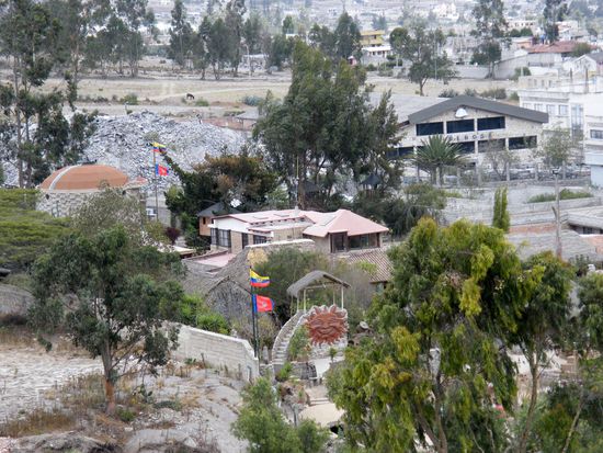 und da irgendwo ist der richtige Mittelpunkt der Erde ....