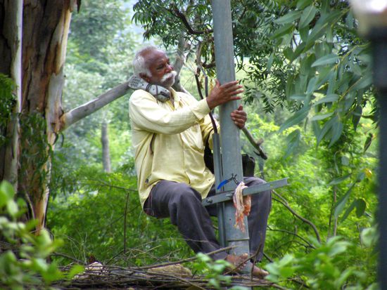 ein Fernmeldetechniker ... von Bharti?????