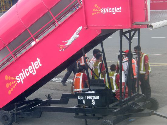 Die Jungs haben tatsaechlich die Bruecke geschoben....