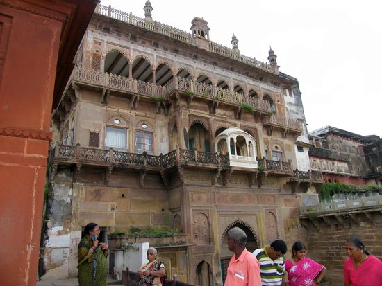Blick vom Ganges auf das Fort