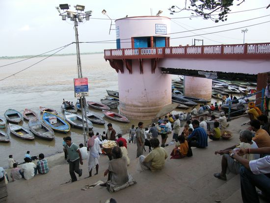 zum Schluss noch ein Bild von einem Gath. Da wo jetzt die Bote stehen, sind eigentlich noch Stufen, hat man mir versichert.