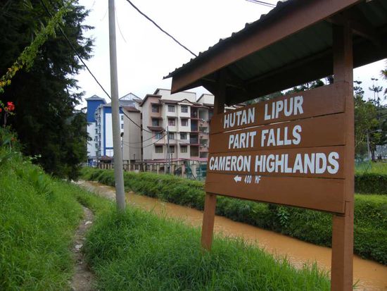 und plötzlich steht da ein Wegweiser ....