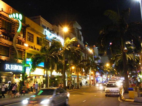 eine kleine Shoppingmeile ....