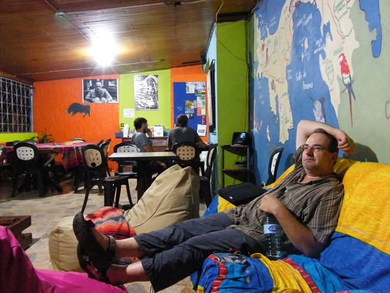 lange Weile in der Socialarea ... und eklig warm ...