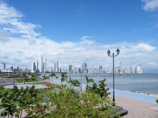 Postkartenmotiv ... von der Altstadt Richtung Neustadt.