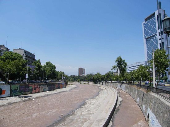 Fluss durch Santiago