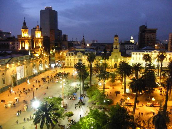 Plaza de Armas bei Nacht ...