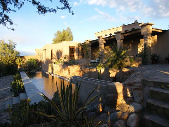 ganz cool ... der Pool ...