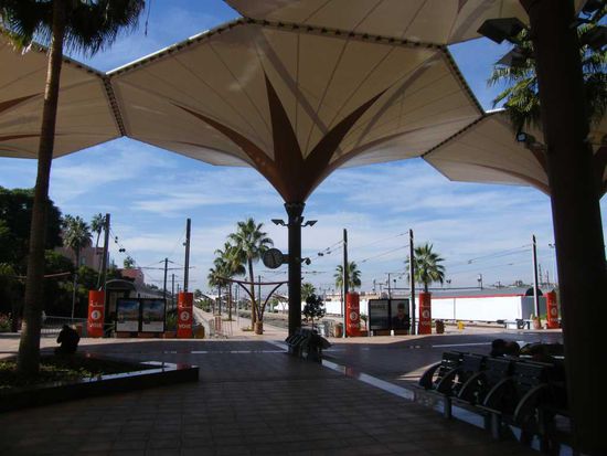 der Bahnsteig von Marrakesch ... da fährt nur alle 2 Stunden ein Zug