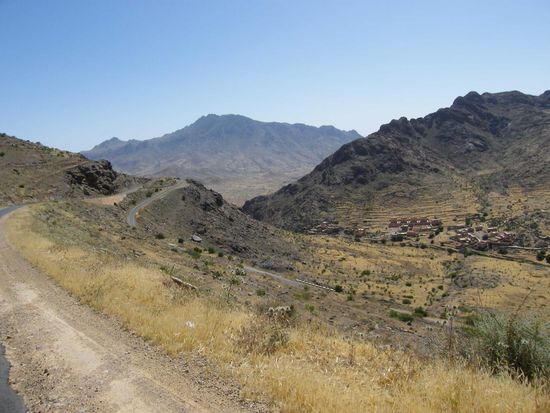 keine 100 Meter gerade aus ... 