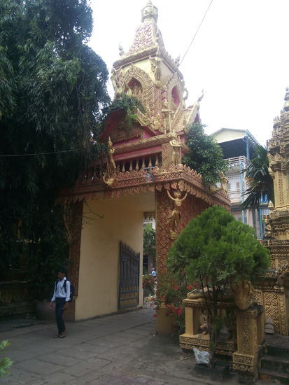 oh ... ein Wat ... mitten in der Stadt.