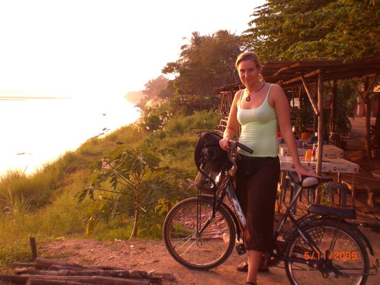 Mit dem Fahrrad direkt am Mekong