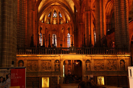 die beeindruckende Kathedrale innen...