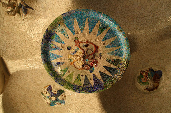 Sonne am Himmel und Sonne an der Decke