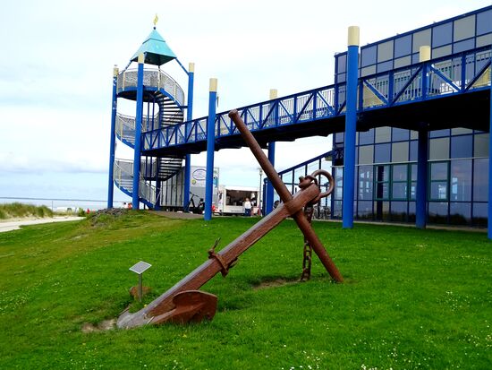 50 Stufen hoch zum Aussichtspunkt am Haus des Gastes