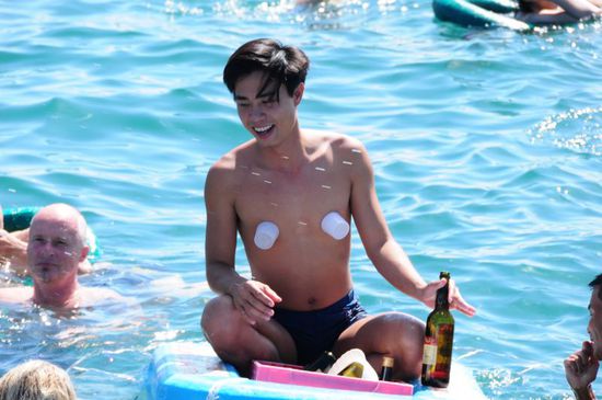 Floating Bar mit Keeper, glaube ihm hat es am Ende gereicht.