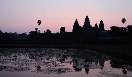 Sonnenaufgang über dem Angkor Wat