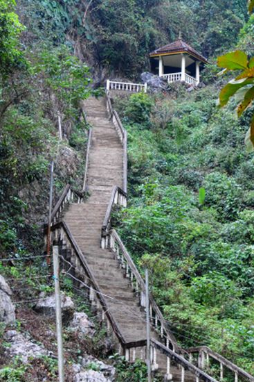 Der leichte Höhlenzugang