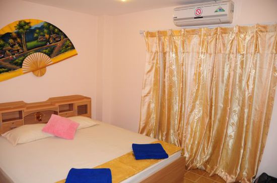 Unser Zimmer mit Balkon für die letzten Nächte in Thailand...