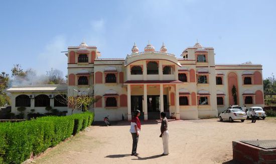 Chandra-Resort