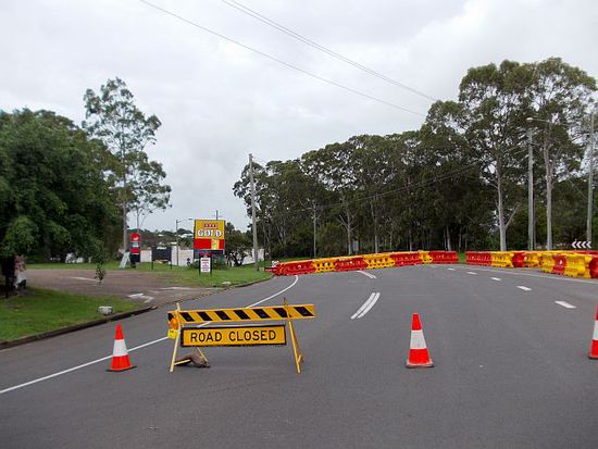 Vor solchen "Road Closed" standen wir öfters - hier in Maryborough