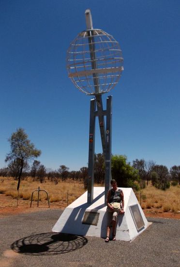 Kurz vor Alice Springs, der Wendekreis des Steinbocks