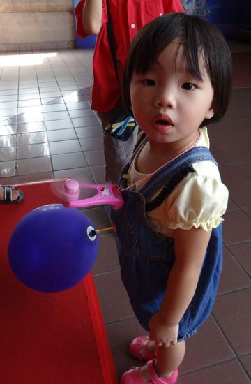 Selbst die Kleine braucht Kühlung durch den Ventilator