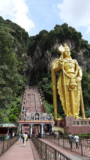 Eingang zu den Caves - nachdem man......