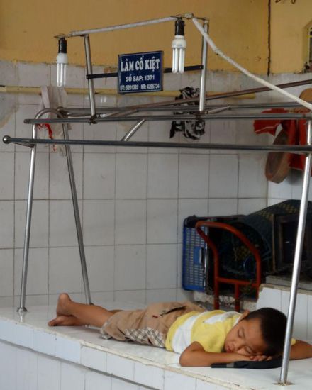 Normal liegt hier Frischfleisch aus, ob der Kleine auch zum Verkauf angeboten wird?