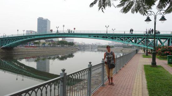 Kanal zum Saigon-River mit neu angelegter Promenade