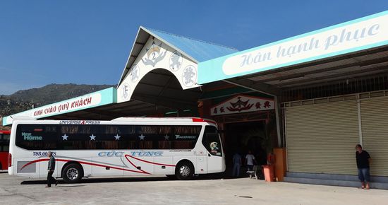 Endlich Pause - und heiß wars, unsere langen Hosen bleiben jetzt im Koffer