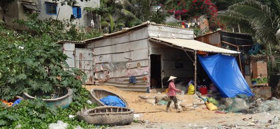 Dort wohnen sie mit ihren Familien