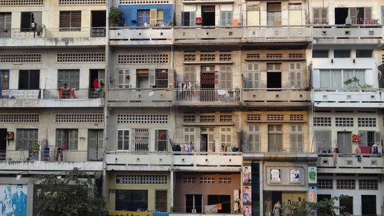 Aussicht von unserem Balkon auf die andere Straßenseite